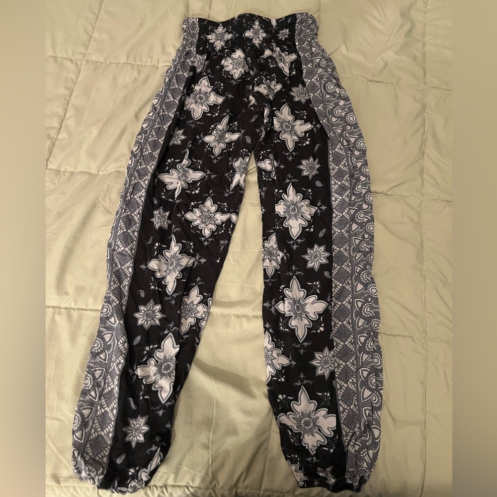 Women’s comfy pants